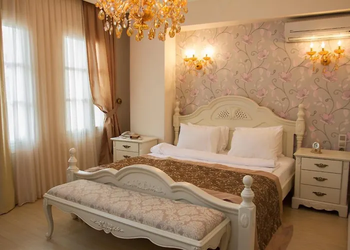 Hotel Lavin 5*