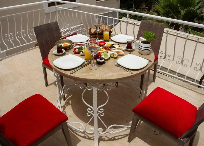 Hotel Lavin 5*